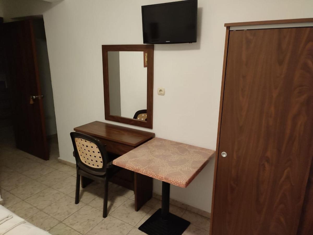 Ξενώνας Φωτεινη Ouranoupoli Extérieur photo